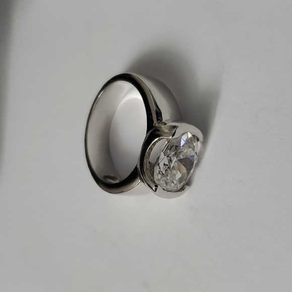 2 Cttw Sterling Silver 925 Solitaire Ring - Picture 4 of 10